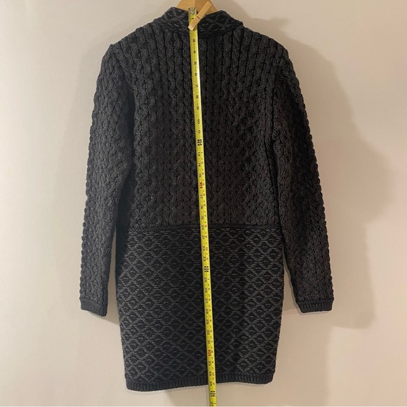 Aran Mor 100% Merino Wool Long Full Front Zippered Sweater Made in Ireland - Picture 7 of 7